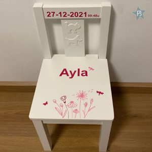 Geboortestoeltje met naam wild flowers